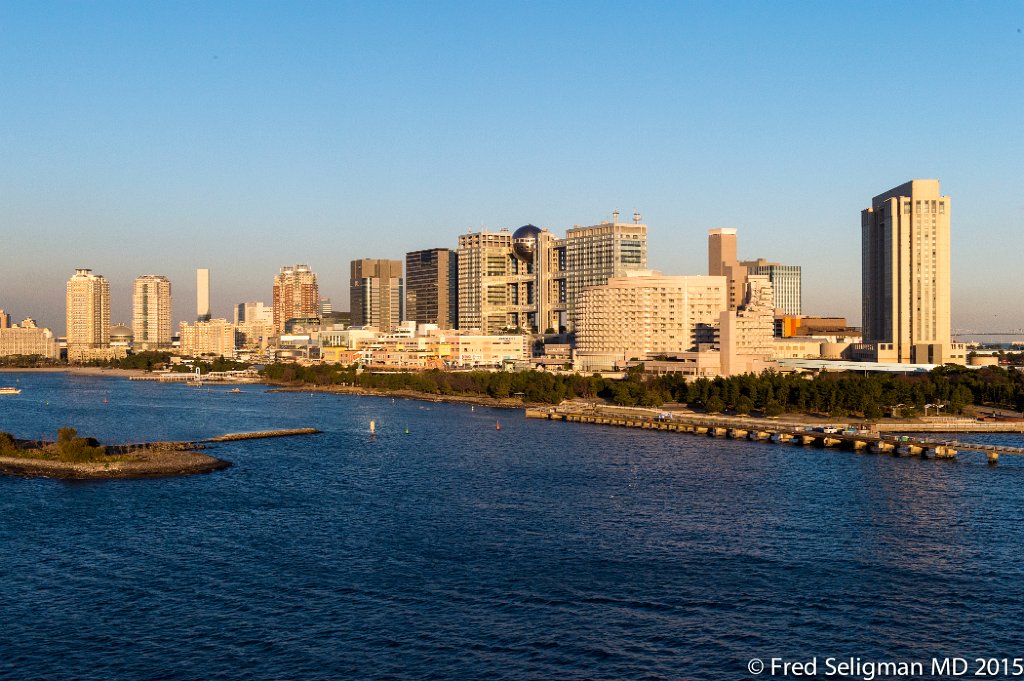 20150311_171349 D4S.jpg - Views of Tokyo from harbor, leaving Tokyo